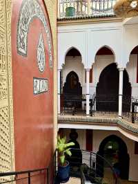 Between Tradition and Comfort