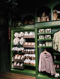 Welcome to the magical world of Harry Potter in central Tokyo! ✨⚡