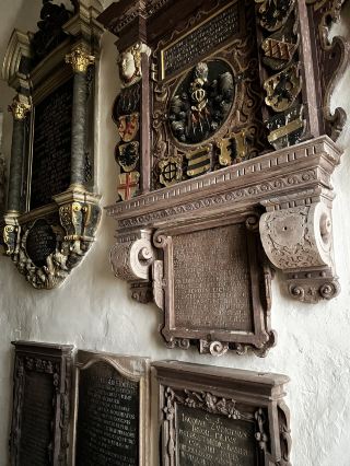 สถานที่ศักดิ์สิทธิ์เหนือกาลเวลาแห่งบาเซิล 🇨🇭