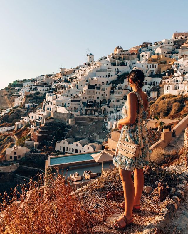 🌅✨ Chasing the Sun: Magical Santorini Sunsets Unveiled! 🇬🇷🏖️