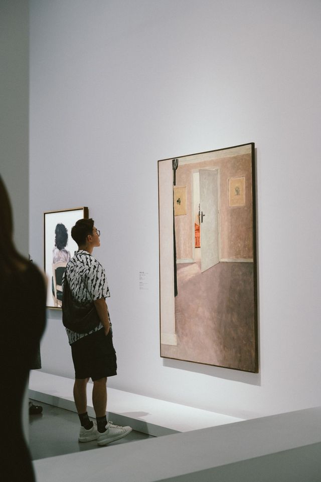 一直很喜歡西岸美術館的感覺，不管是館內的展還是沿著江邊的風景，都可以讓我在這裡放鬆一下午