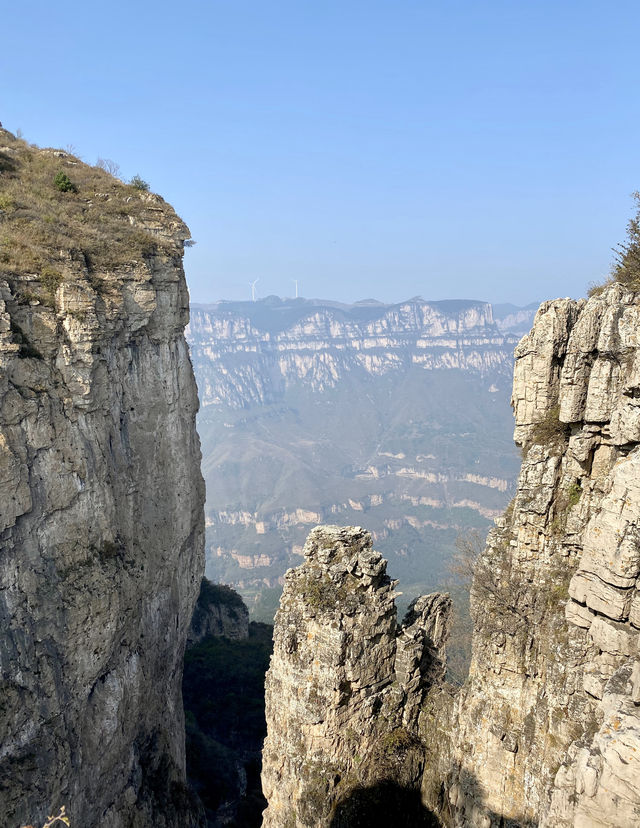 太行山之巔，金燈寺旁邊的南天門