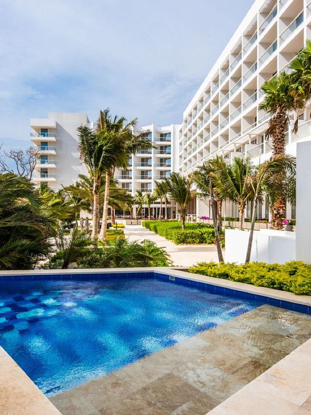 🌴 Cartagena's Cozy Corners: Top Hotel Picks! 🛏️🍹