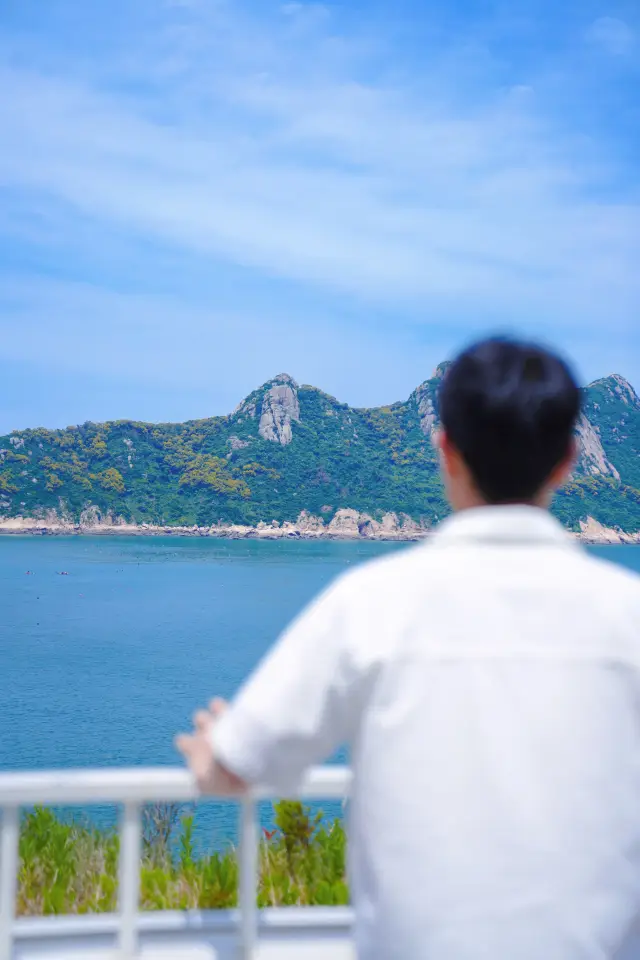 Travel to Xiapu in Fujian during the summer, and I highly recommend this seaside fishing village