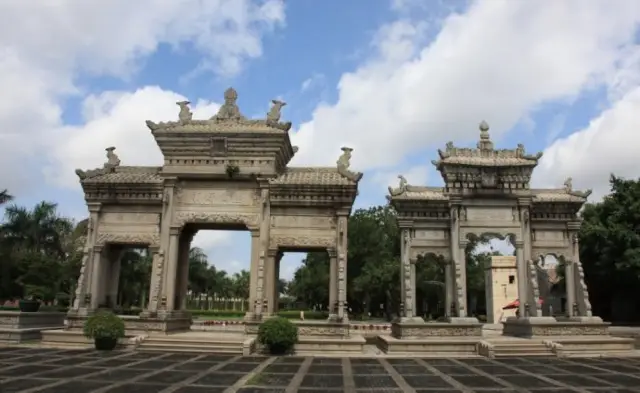 珠海梅溪牌坊。