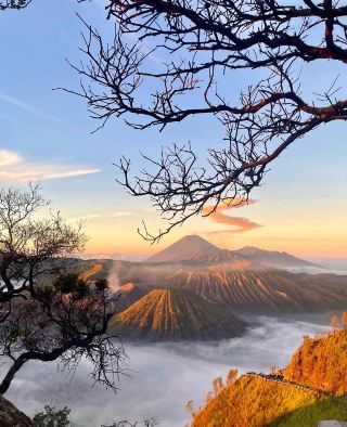 Indonesia Surabaya Twin Volcanoes｜Waterfalls from the End of the World.