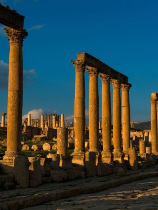 7-Day Jordan Tour: Don't Miss the Beautiful Autumn Scenery!