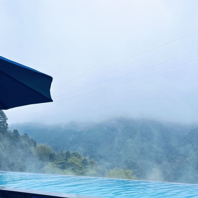 藏在大山裡的溫泉。