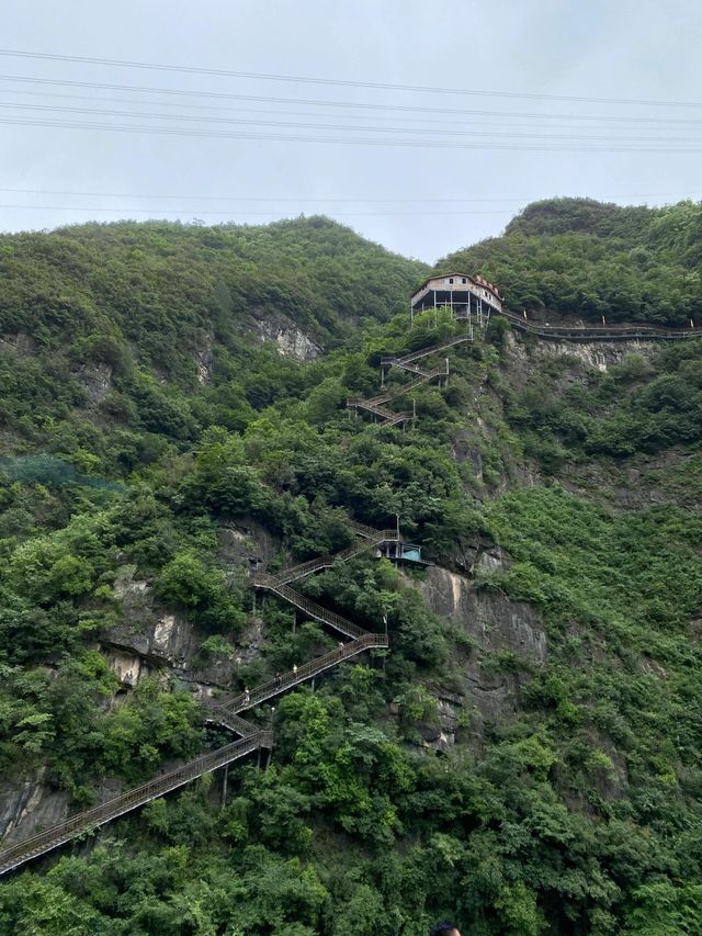 夏日避暑新去處｜商洛祚水溶洞。