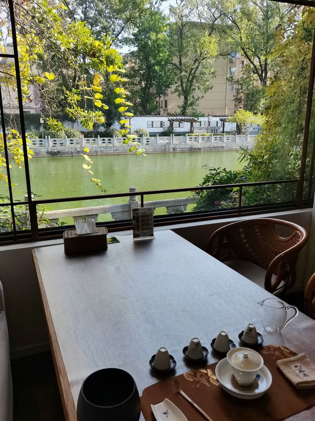 這個秋冬的儀式感，從一壺圍爐煮茶開始。
