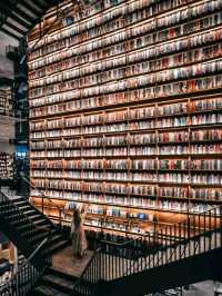 Famous Ancient House Bookstore in Japan 🇯🇵