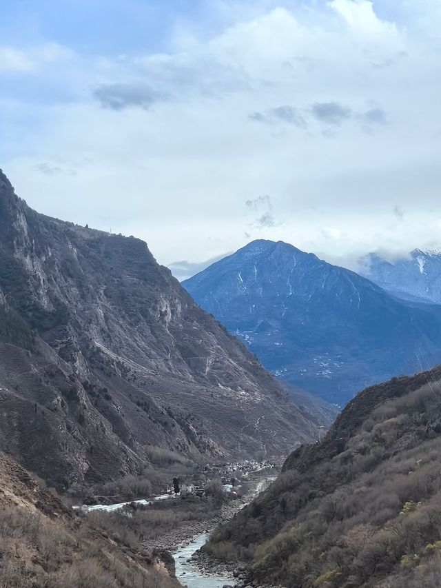 金川自駕遊，邂逅雪域梨鄉之美