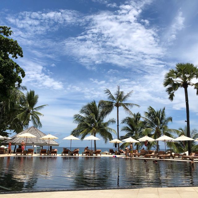 標題：布吉島最美海灘酒店體驗