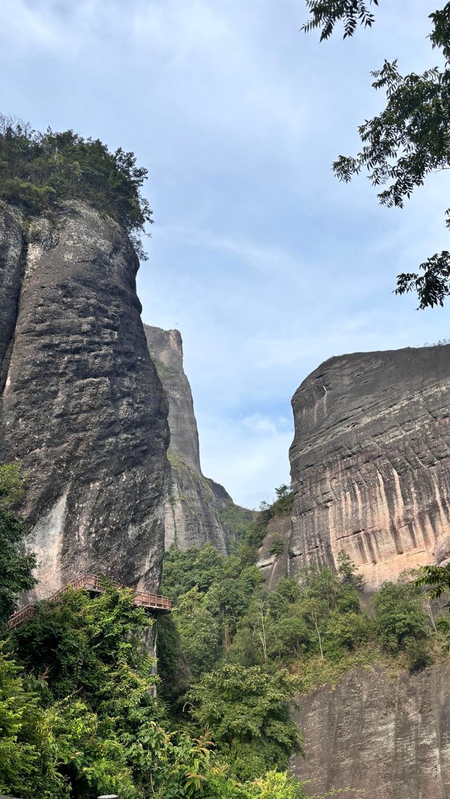湖南邵陽崀山探索丹霞地貌的絕佳去處