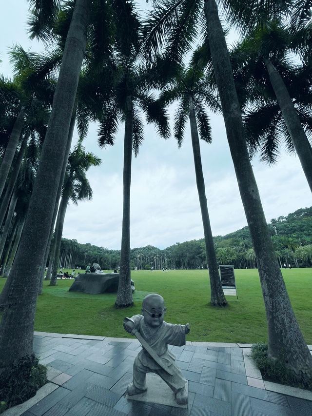 Enjoy and relax your day in Qingxiu mountain Nanning