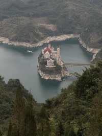 雲海之巔，心之所向：玉皇頂療癒之旅