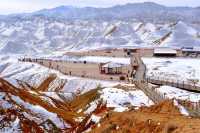 天梯山石窟首場雪,仙境美照刷屏冬日朋友圈