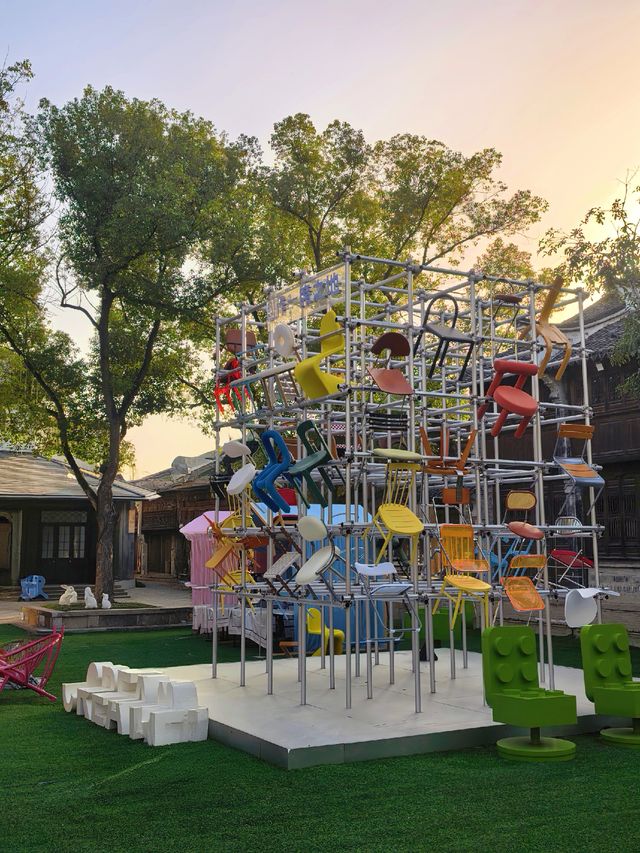 潮韻新生 | 鹽官古鎮的藝術變奏 潮韻新生 | 鹽官古鎮的藝術變奏