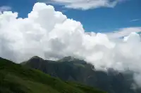 你問我什麼是自由?是七月底的武功山