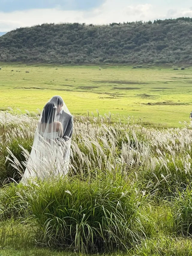 火山口在轟隆,腳下卻是抹茶草原|阿蘇火山 火山口在轟隆,腳下卻是抹茶草原|阿蘇火山