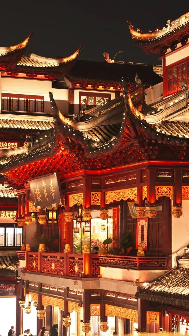 初冬豫園|邂逅中式美學下的流光溢彩 初冬豫園|邂逅中式美學下的流光溢彩