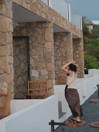 The ultimate family vacation spot on Xia Dachen Island, Taizhou! Stay in a pure white sea view room