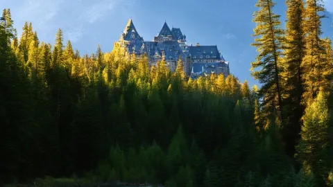 The ultimate 3-day Canada travel guide – save this post! — traveler post in Field