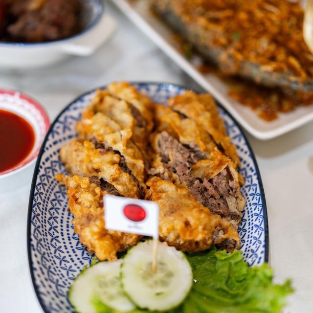 J&T Restaurant อาหารดีเมืองระนอง