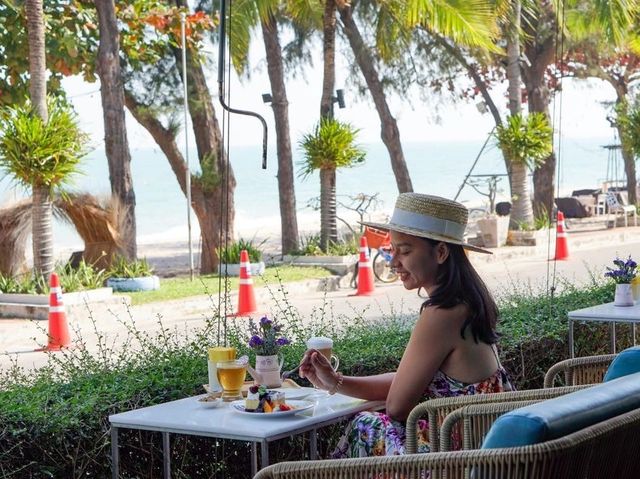 Springfield @ Sea Resort and Spa ที่พักติดทะเลชำอำ