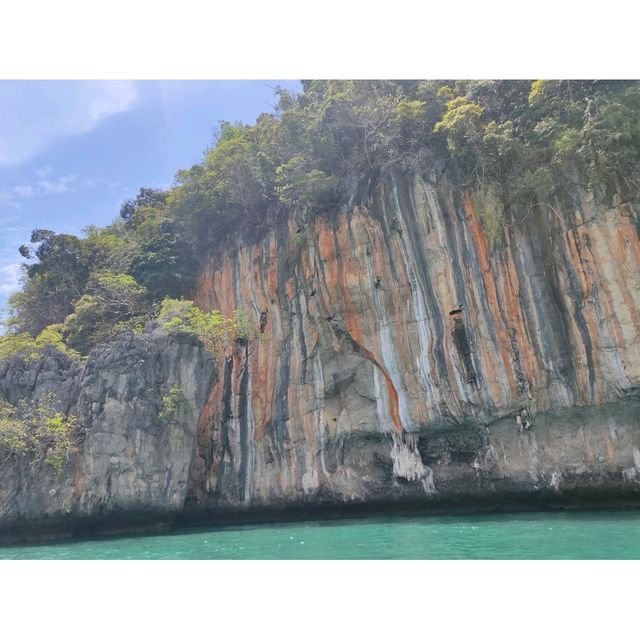 ทัวร์ หมู่เกาะห้อง จ.กระบี่