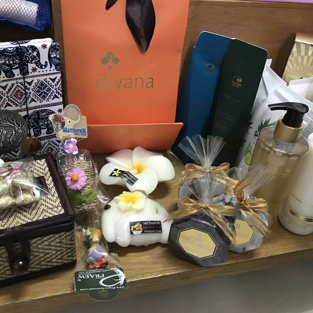 👭最愛💖泰式古法按摩💆‍♀️与芒果🥭糯米飯🍚