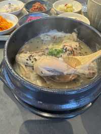 【表参道】薬膳×アートな濃厚参鶏湯！shiari samgyetang