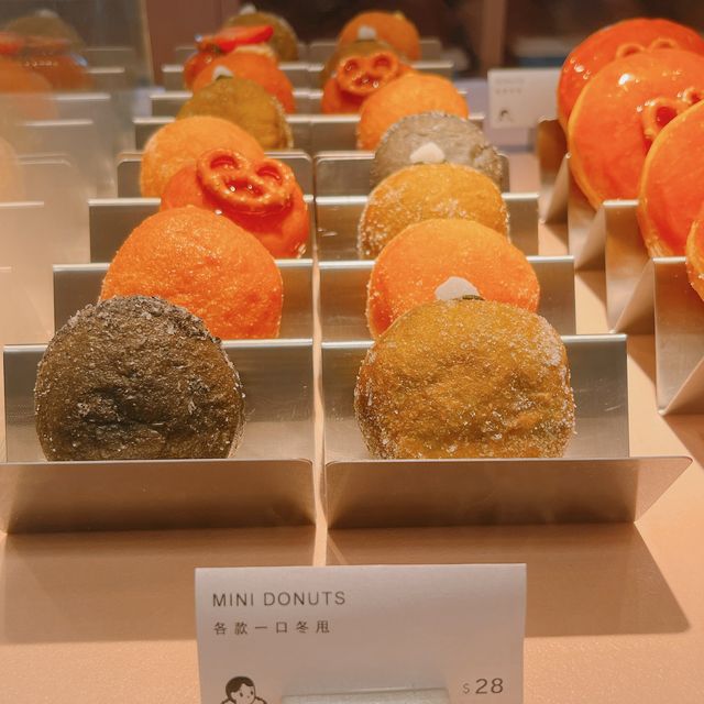 人氣網紅手工爆餡冬甩 🍩 @ Pinky Bakery 🧁