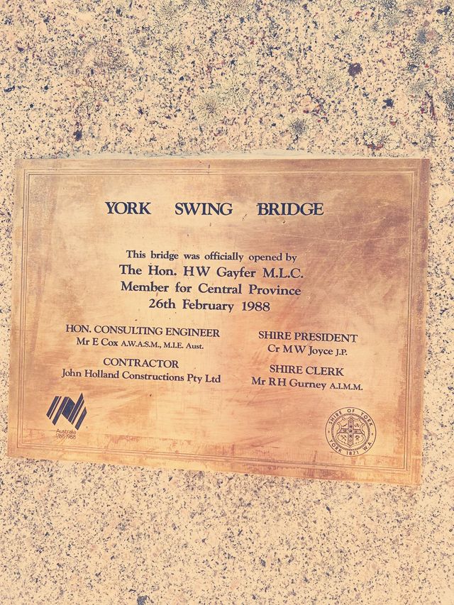 Suspension Bridge || Swing Birdge, York, WA📸