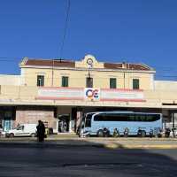 นั่งรถไฟกรีซ จาก athen สู่ เมือง kalambaka