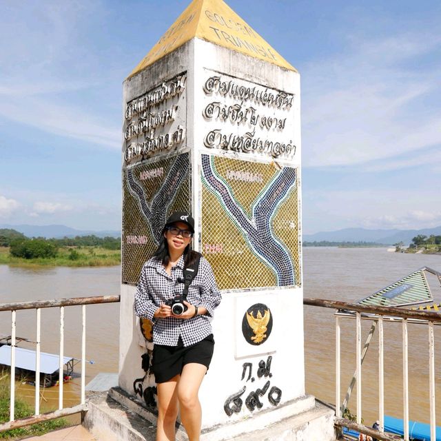 สามเหลี่ยมทองคำ จุดชมวิว 3 ประเทศ