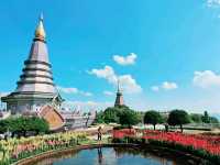 🌸🌼🌷 Majestic Gardens at the Royal Pagodas
