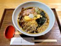 東京繁忙大都市内的美麗綠洲