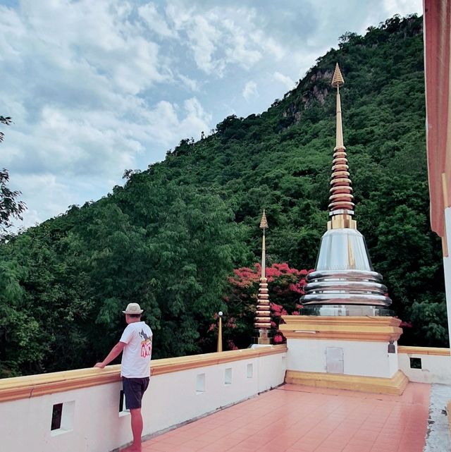 วัดถ้ำเขาปรางค์  วิวมุมสูง สวยทุกองศา