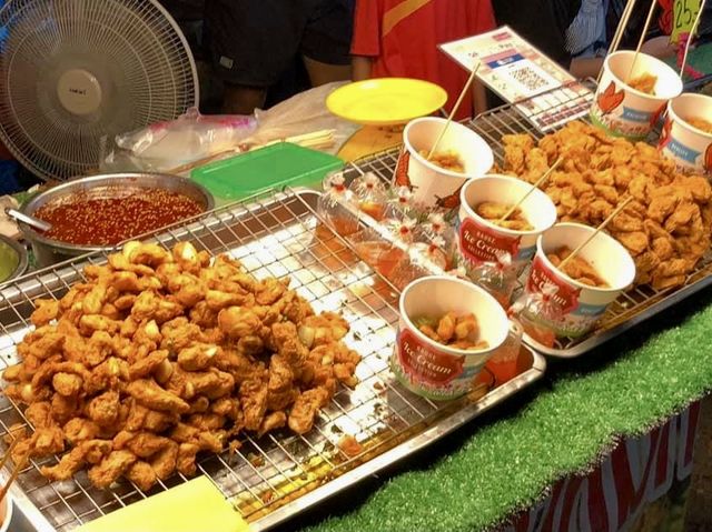Street food experience at Khanchanaburi 