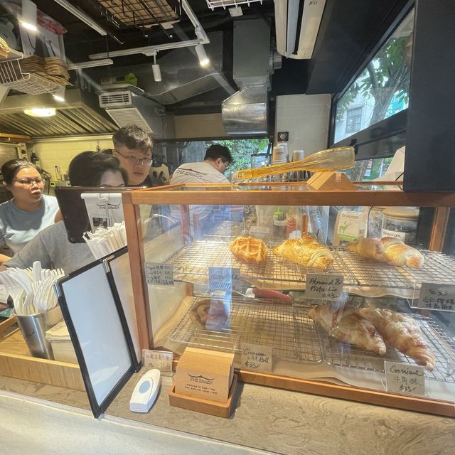 🌈坐榻榻米既cafe仲有隻可愛既狗店長🐶