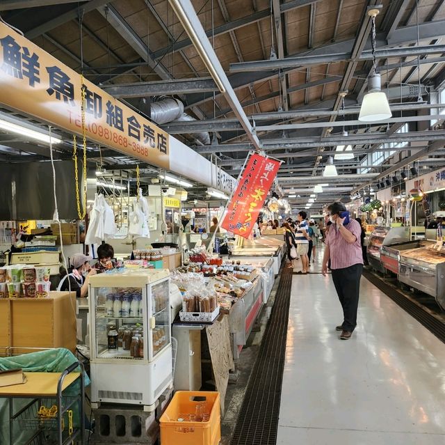 泊港魚巿場 