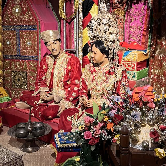 Learn about local customs at Muzium Adat Learn about local customs at Muzium Adat