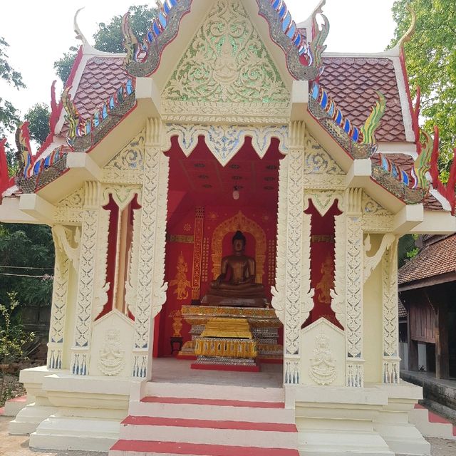 วัดพระธาตุเสด็จ ลำปาง