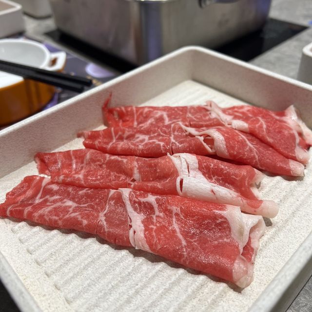 📍香港尖沙咀｜牛駅 · 超惹味麻辣火鍋湯底放題🌶️🍲 火鍋配料選擇多！又有台灣夜市小食！仲有清酒梅酒任飲！