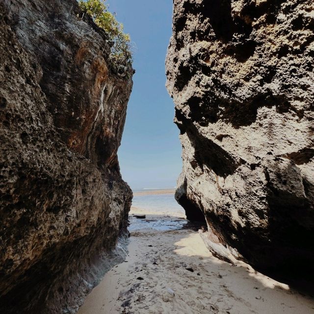 Geger Beach, Bali