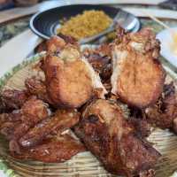 ไก่ทอดเดชา ยิ่งกว่าไก่ทอดหาดใหญ่ ยกให้ร้านนี้