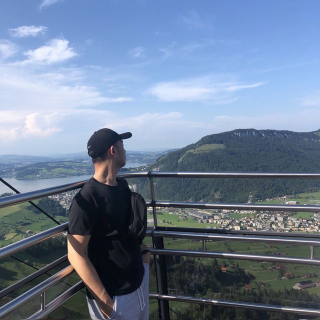 스위스 오픈형 케이블카 핫플, 슈탄저호른