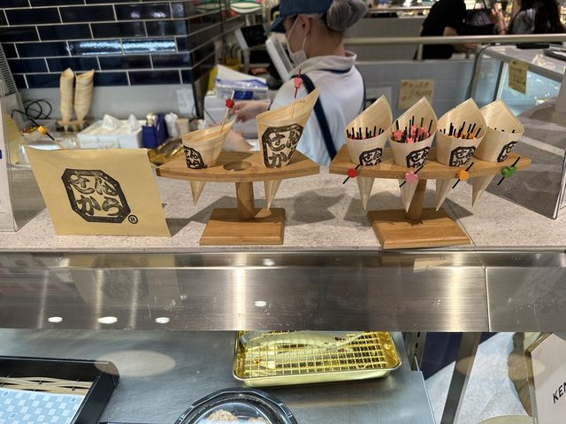 東京・渋谷。1個でもその場で食べられるからあげ屋さん『KENTYSKITCHEN.SHIBUYA』