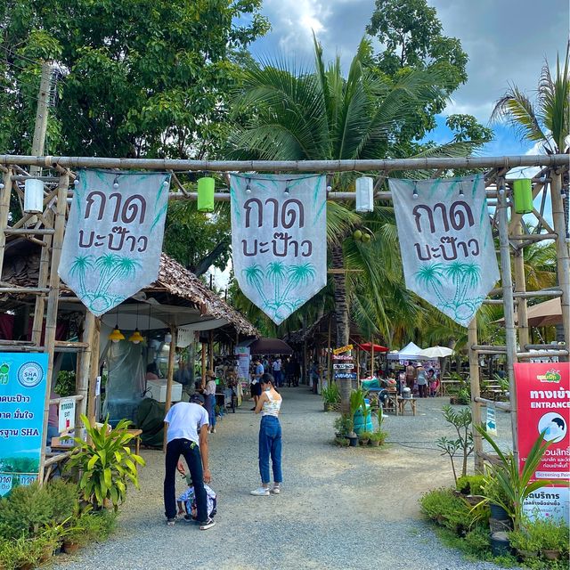 치앙마이 바파오 코코넛 플리마켓 이색적인 동남아 풍경🌴